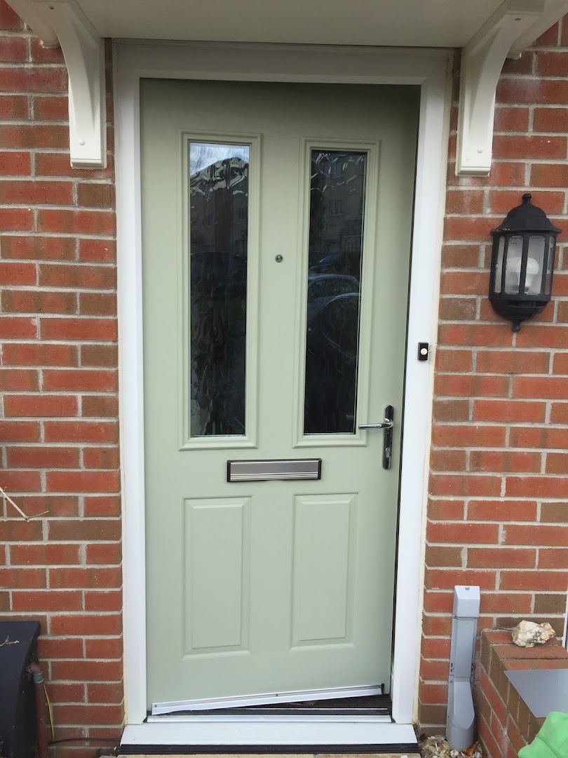 A Woman's Touch Lady Painter & Decorator — Photos 10